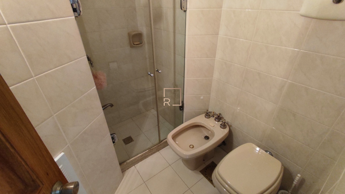 Apartamento ID.66 - Apartamento de 3 dormitorios, pent house, Punta del Este*