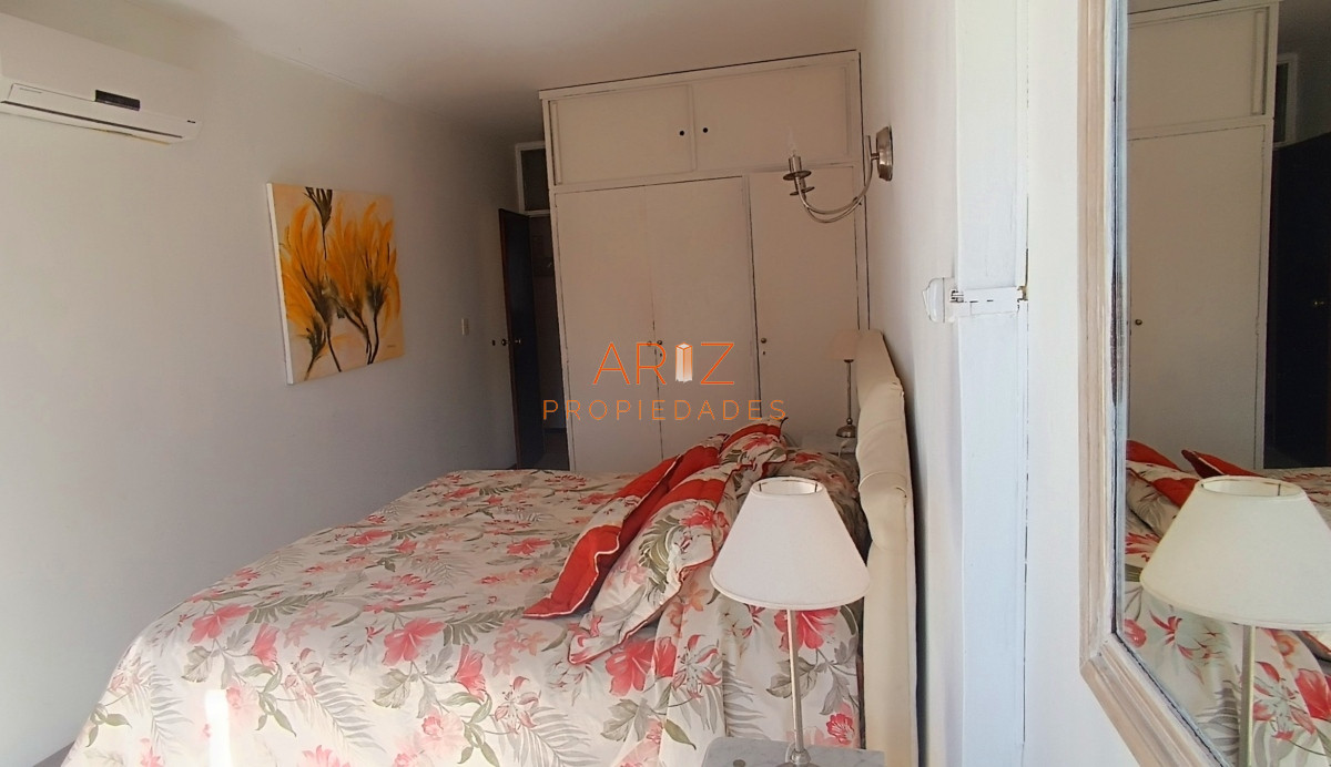 Apartamento ID.1766 - VENTA APARTAMENTO 2 DORMITORIOS 2 BAÑOS BALCON CERRADO PUNTA DEL ESTE PENINSULA