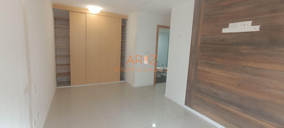 Apartamento ID.1791 - VENTA APARTAMENTO 3 DORMITORIOS 2 BAÑOS TORRES BARCELONA BAJOS GASTOS COMUNES MALDONADO 