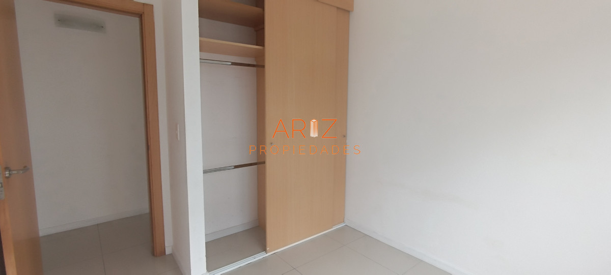 Apartamento ID.1791 - VENTA APARTAMENTO 3 DORMITORIOS 2 BAÑOS TORRES BARCELONA BAJOS GASTOS COMUNES MALDONADO 