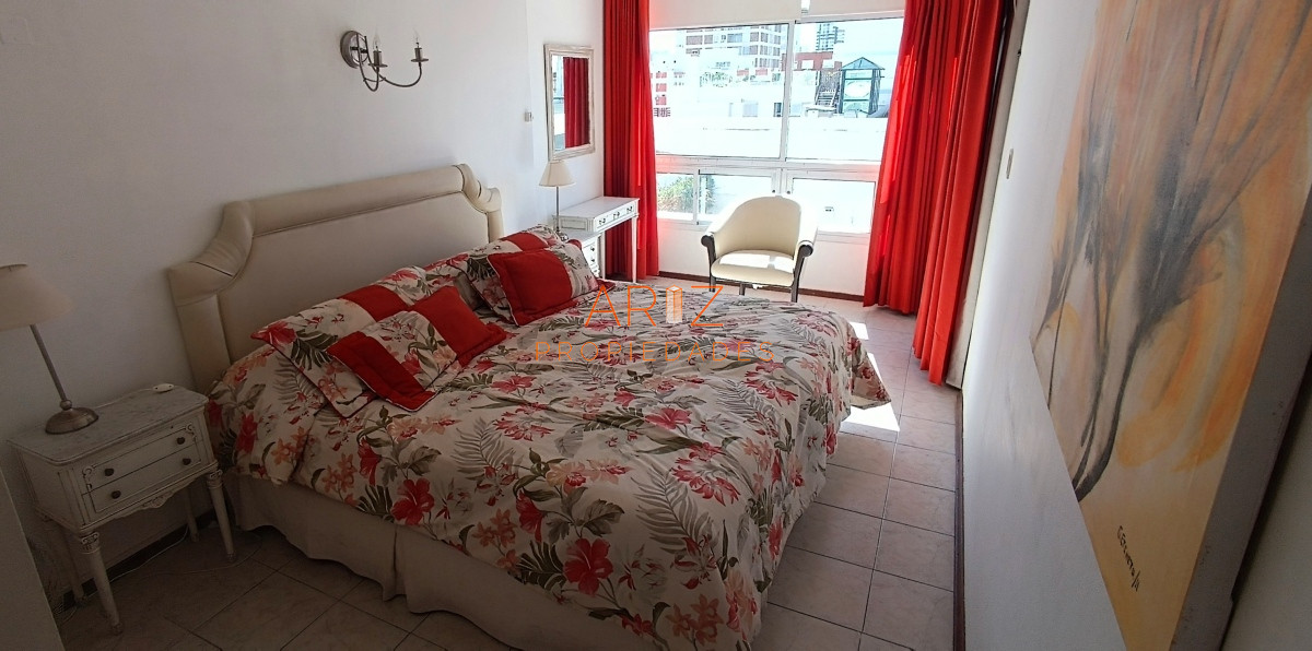 Apartamento ID.1766 - VENTA APARTAMENTO 2 DORMITORIOS 2 BAÑOS BALCON CERRADO PUNTA DEL ESTE PENINSULA