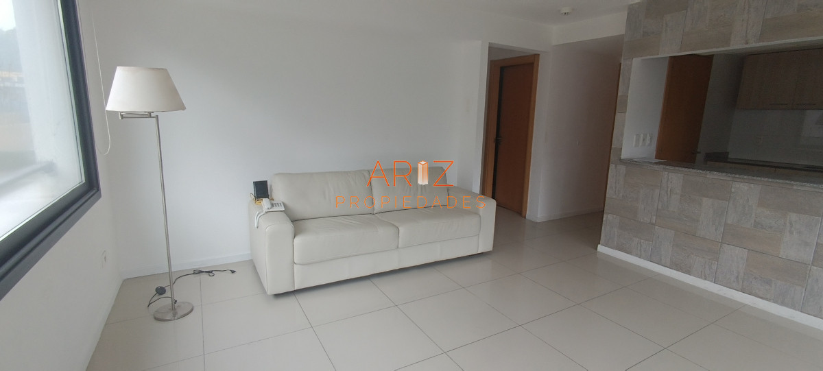 Apartamento ID.1791 - VENTA APARTAMENTO 3 DORMITORIOS 2 BAÑOS TORRES BARCELONA BAJOS GASTOS COMUNES MALDONADO 