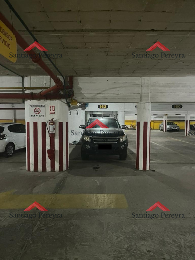 Apartamento ID.14889 - Apartamento esquinero de 2 dormitorios en venta, en Punta del Este*