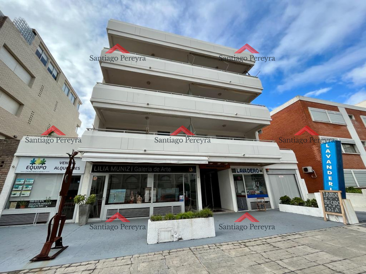 Apartamento ID.16795 - Apartamento en venta, zona peninsula - Punta del Este
