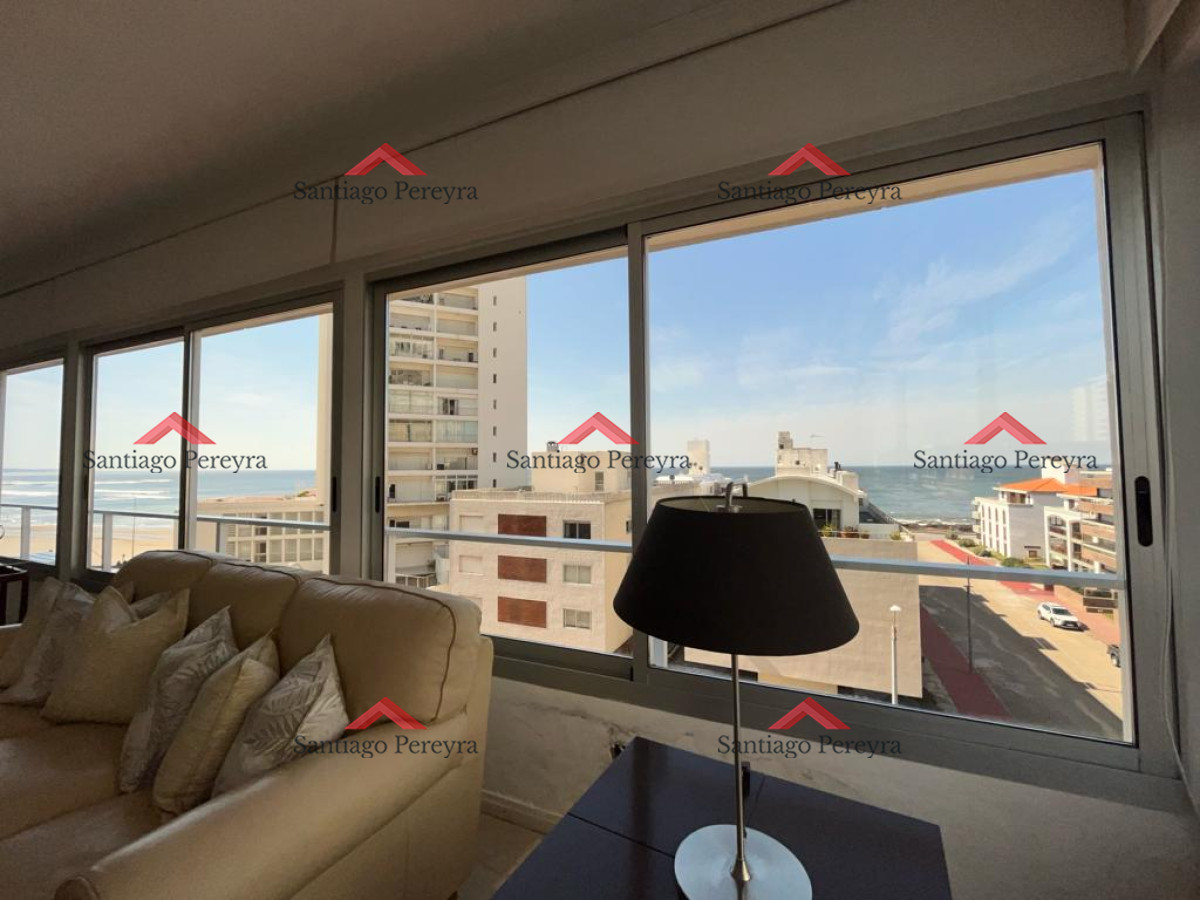Apartamento ID.14889 - Apartamento esquinero de 2 dormitorios en venta, en Punta del Este*