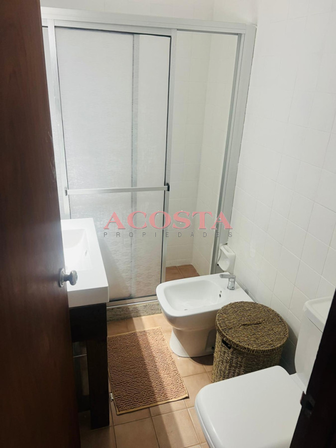 Apartamento ID.226 - Disponible en alquiler temporal y venta - Zona Península, Punta del Este