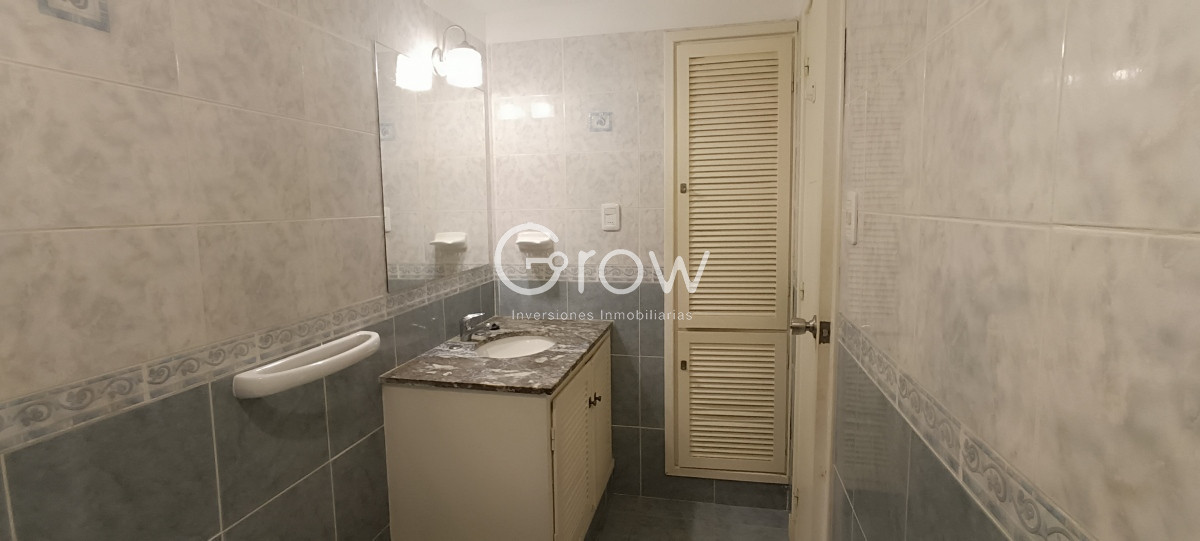 Apartamento ID.2209 - Apartamento en venta, zona peninsula - Punta del Este