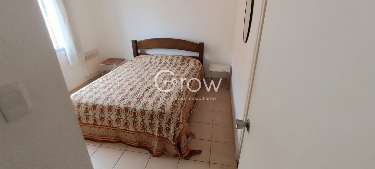 Apartamento ID.2209 - Apartamento en venta, zona peninsula - Punta del Este