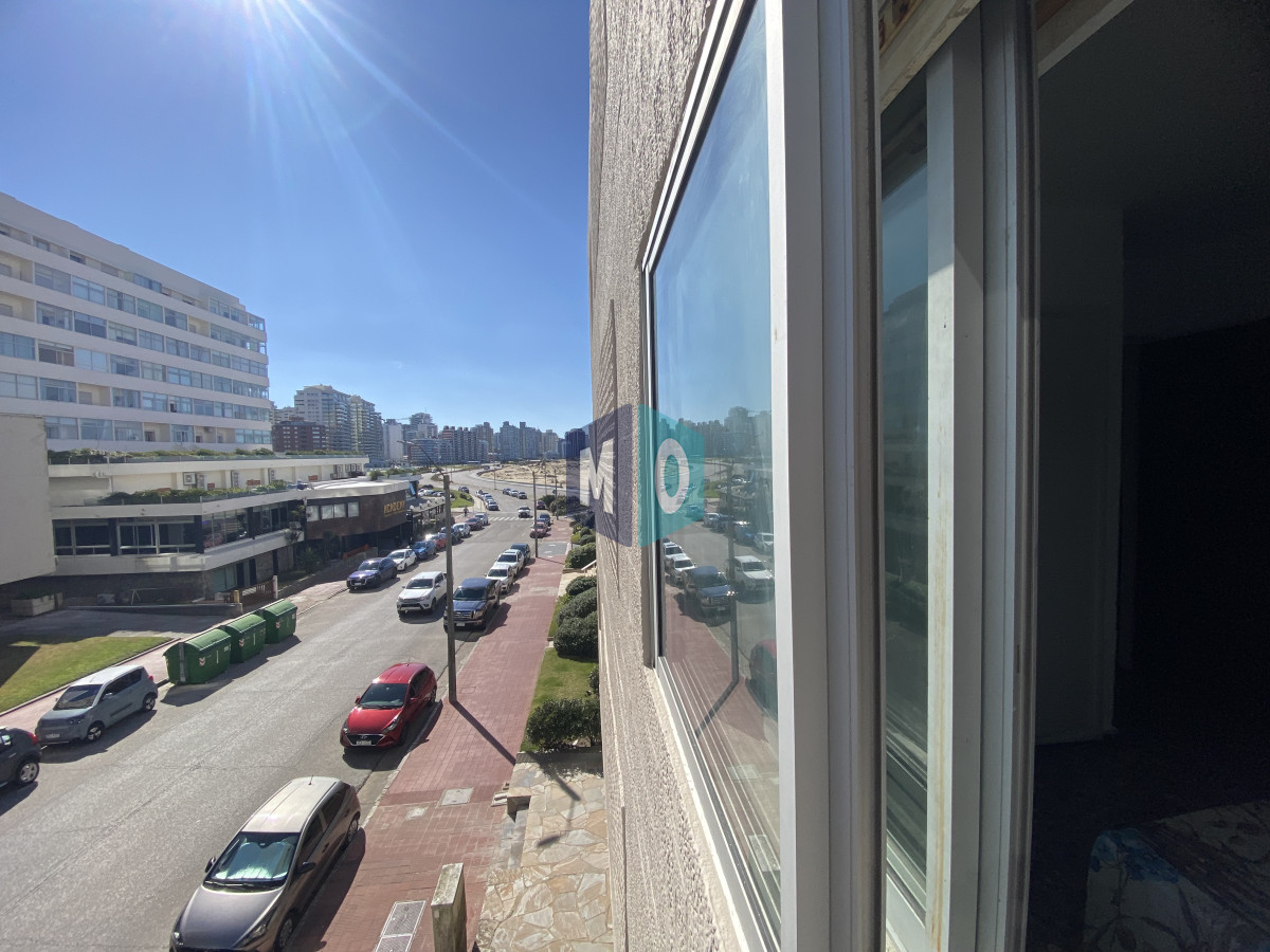 Apartamento ID.980 - Apartamento de 2 dormitorios en venta, Punta del Este
