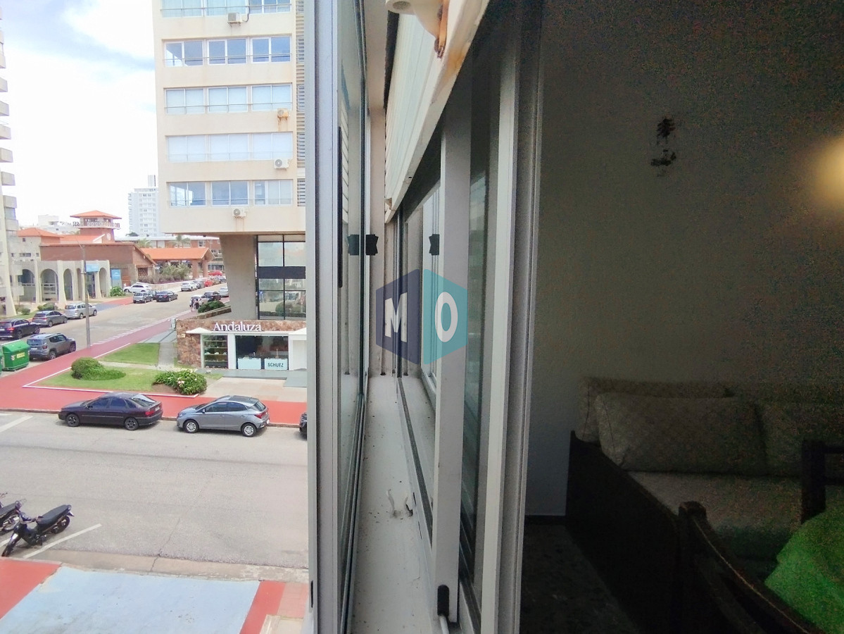 Apartamento ID.980 - Apartamento de 2 dormitorios en venta, Punta del Este