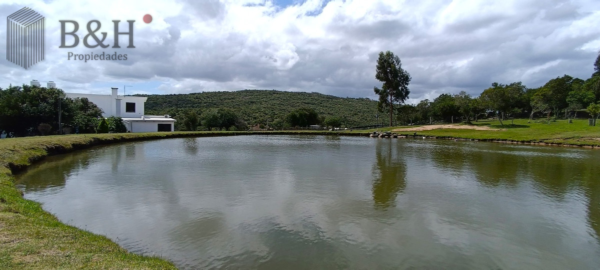 Campo en venta, a los pies del Cerro Catedral, Aigua - GoPunta - Portal Inmobiliario de Punta del Este - Maldonado