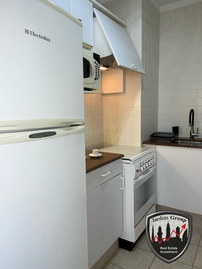 Apartamento ID.7109 - Apartamento esquinero de 2 dormitorios en venta, en Punta del Este*