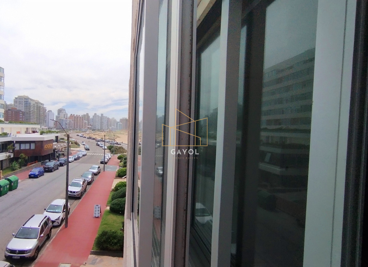 Apartamento ID.503 - Apartamento de 2 dormitorios en venta, Punta del Este