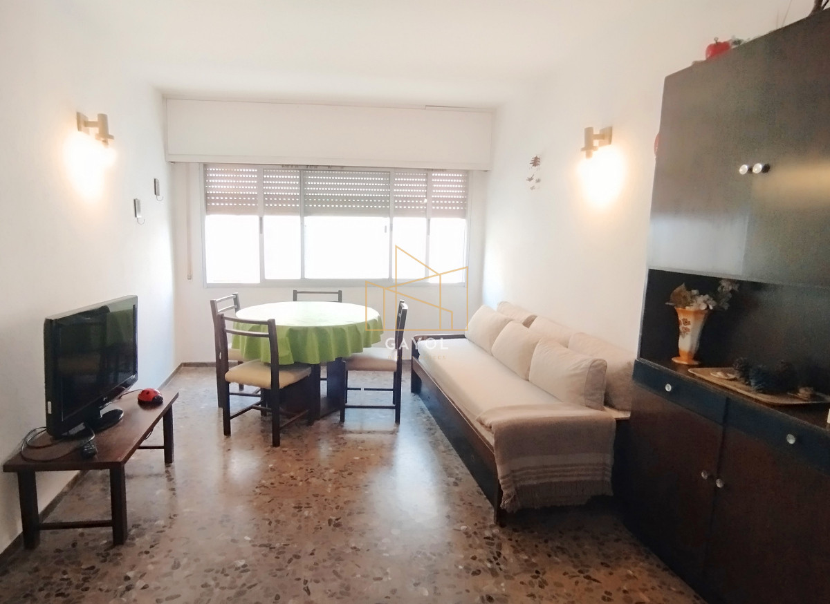 Apartamento ID.503 - Apartamento de 2 dormitorios en venta, Punta del Este