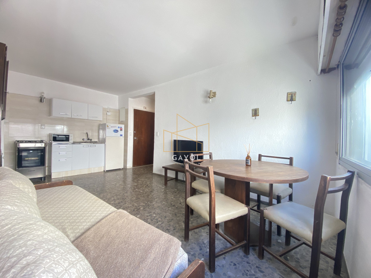 Apartamento ID.503 - Apartamento de 2 dormitorios en venta, Punta del Este