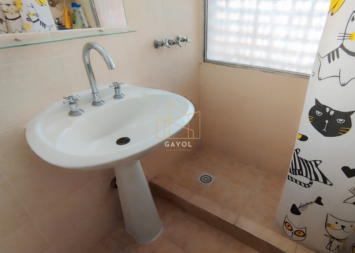 Apartamento ID.503 - Apartamento de 2 dormitorios en venta, Punta del Este