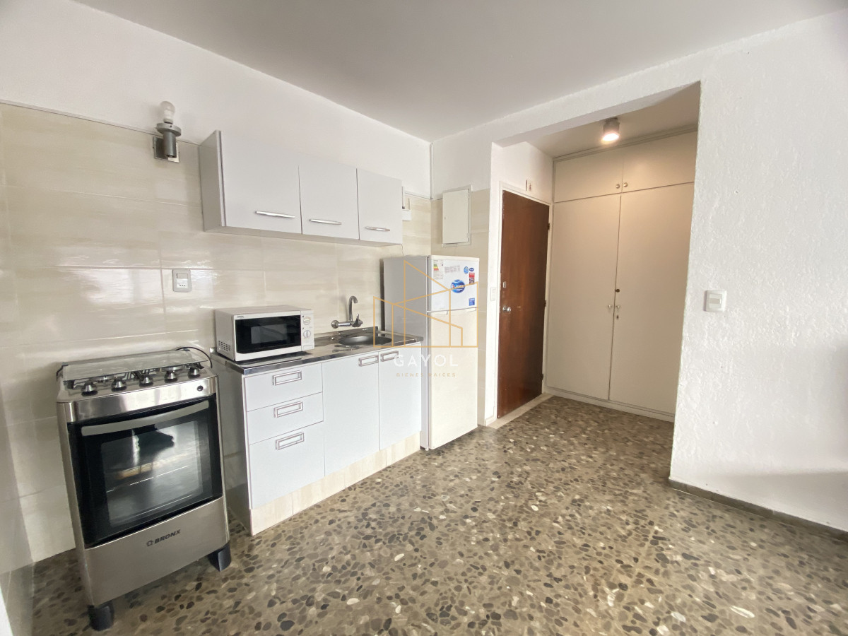Apartamento ID.503 - Apartamento de 2 dormitorios en venta, Punta del Este