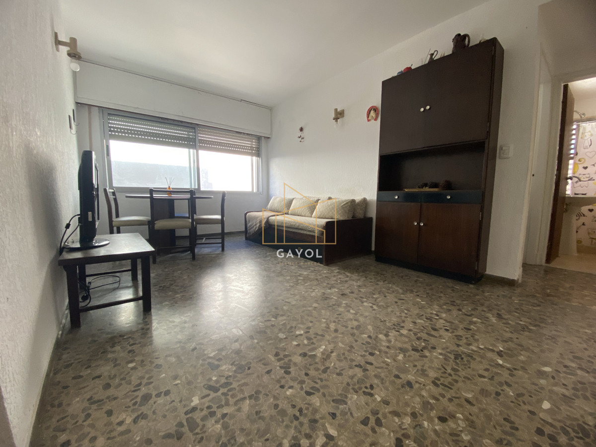 Apartamento ID.503 - Apartamento de 2 dormitorios en venta, Punta del Este