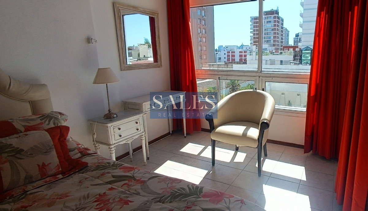 Apartamento ID.227 -  Apartamento en venta en Península - Punta del Este