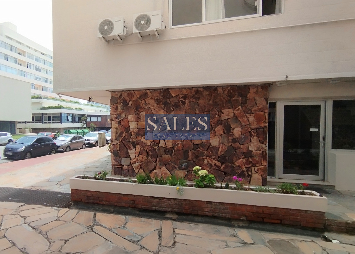 Apartamento ID.1024 - Apartamento de 2 dormitorios en venta, Punta del Este