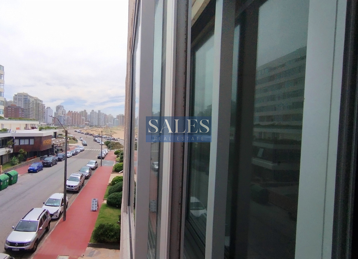 Apartamento ID.1024 - Apartamento de 2 dormitorios en venta, Punta del Este