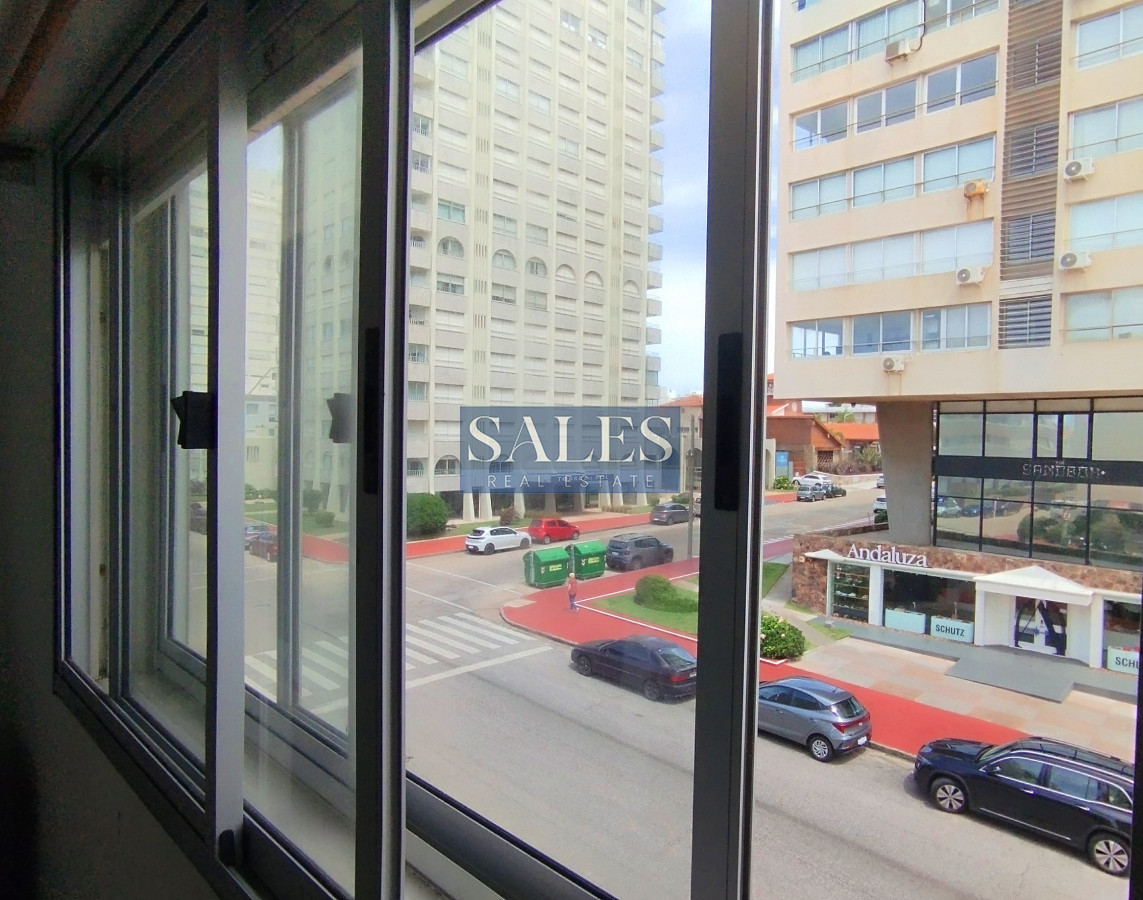 Apartamento ID.1024 - Apartamento de 2 dormitorios en venta, Punta del Este