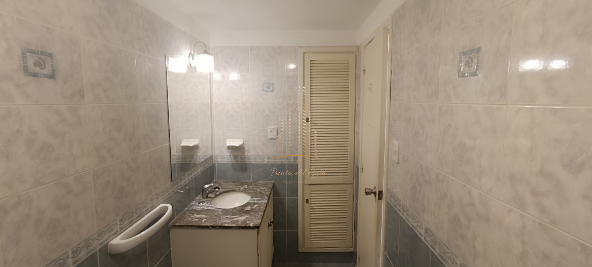 Apartamento ID.562 - Apartamento en venta, zona peninsula - Punta del Este