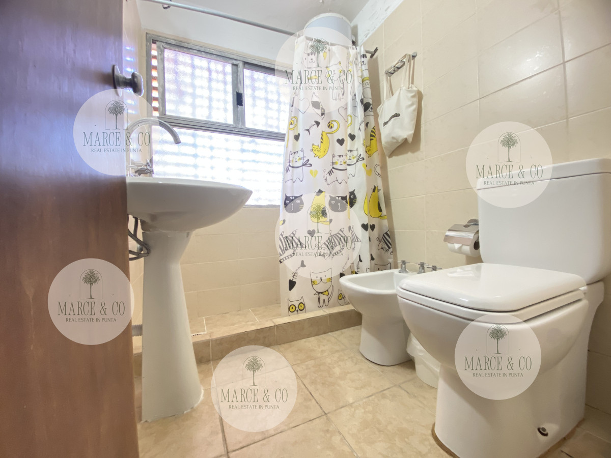 Apartamento ID.854 - Apartamento de 2 dormitorios en venta, Punta del Este