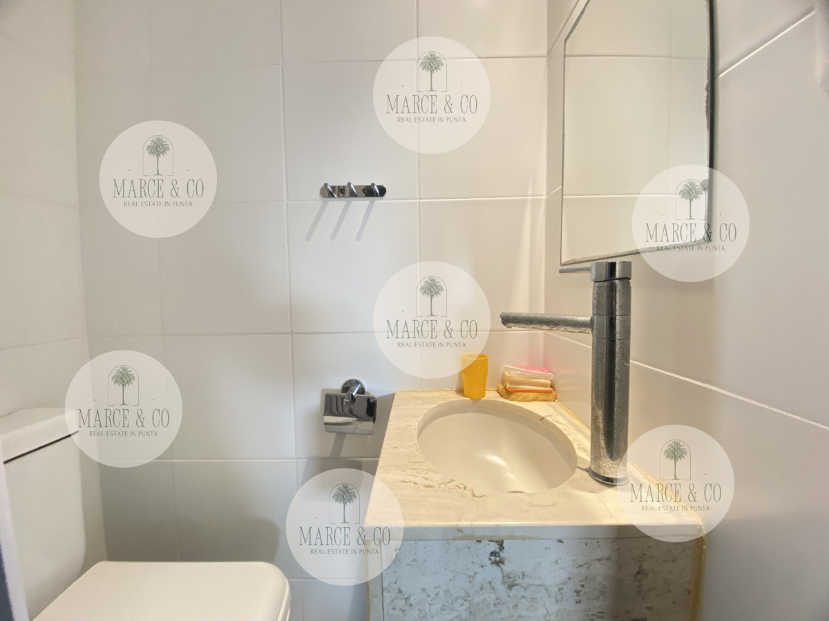 Apartamento ID.854 - Apartamento de 2 dormitorios en venta, Punta del Este