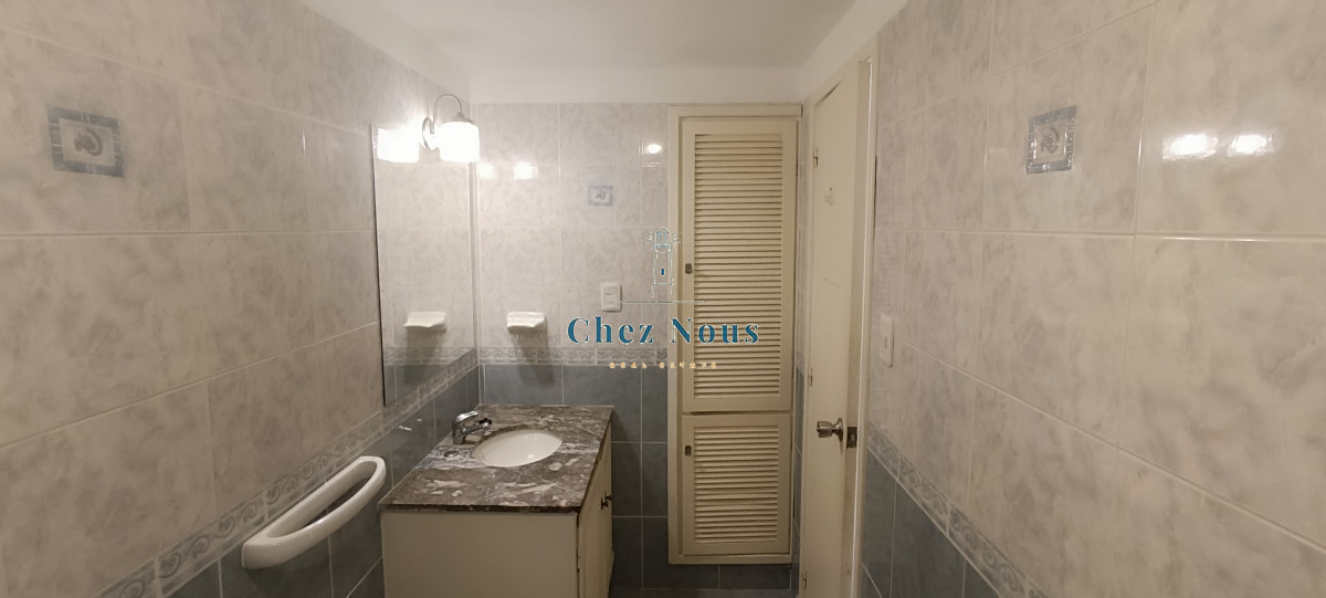 Apartamento ID.930 - Apartamento en venta, zona peninsula - Punta del Este