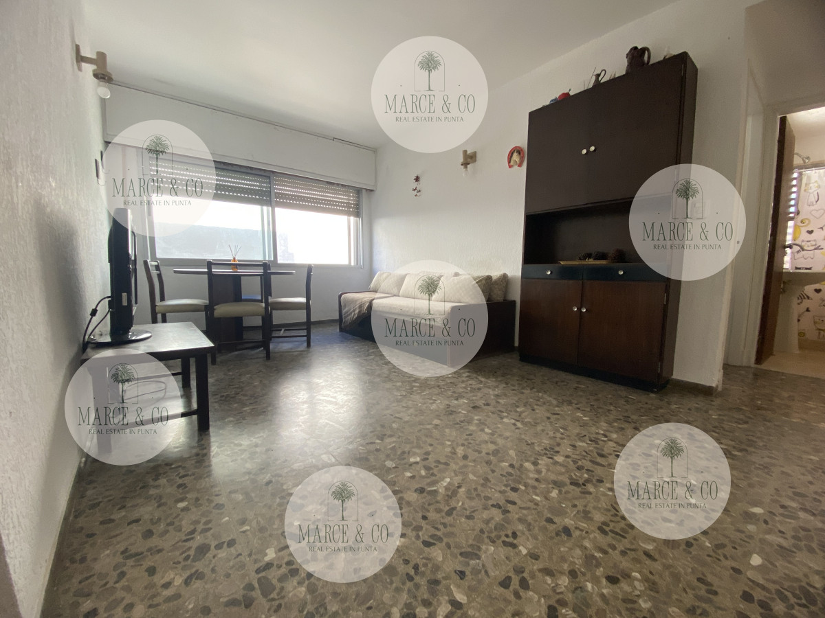 Apartamento ID.854 - Apartamento de 2 dormitorios en venta, Punta del Este