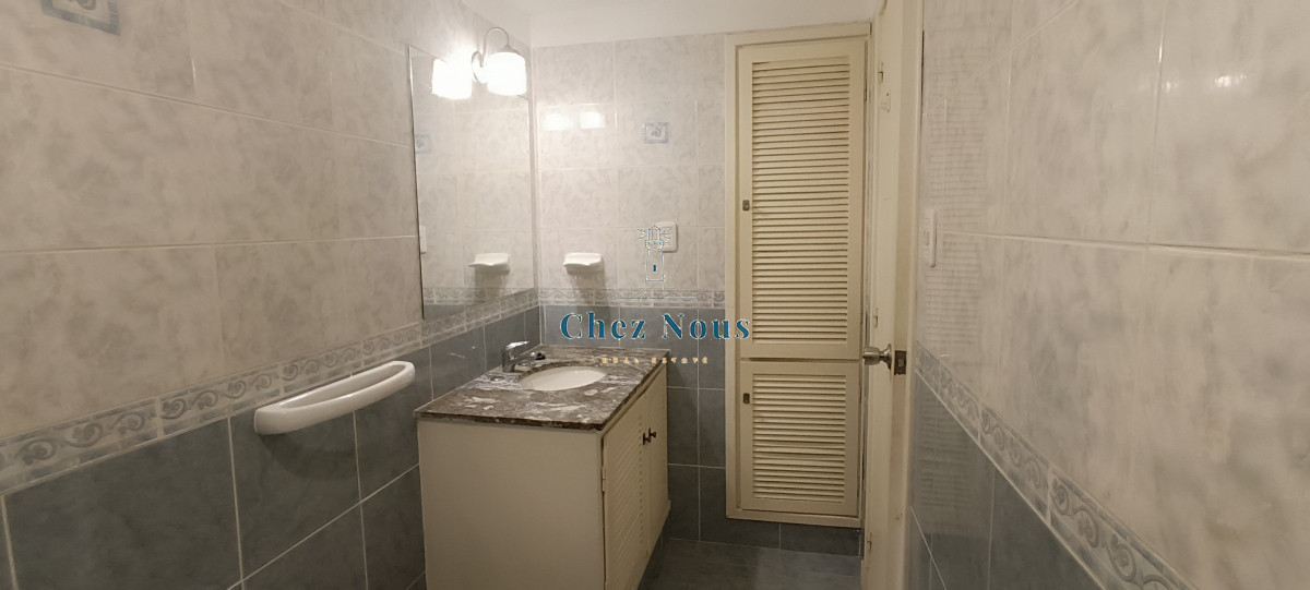 Apartamento ID.930 - Apartamento en venta, zona peninsula - Punta del Este