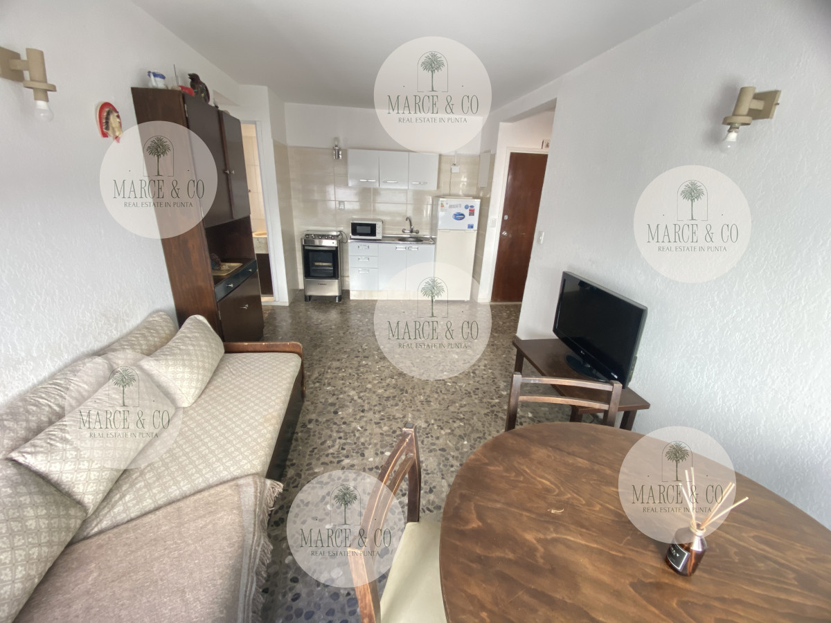 Apartamento ID.854 - Apartamento de 2 dormitorios en venta, Punta del Este