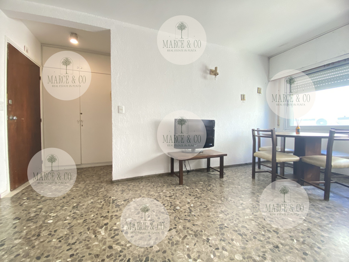 Apartamento ID.854 - Apartamento de 2 dormitorios en venta, Punta del Este
