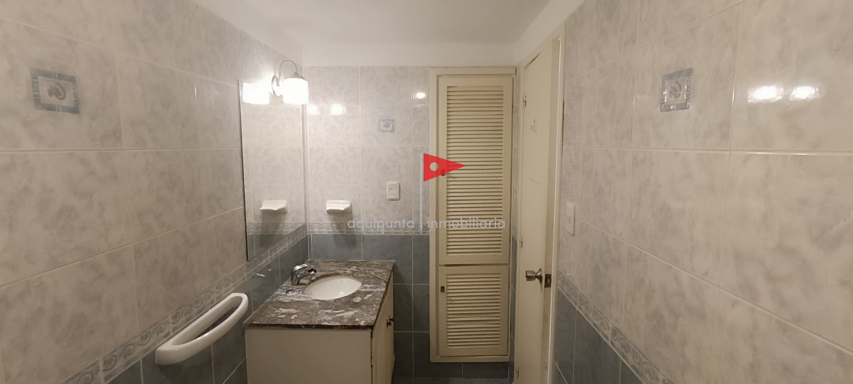 Apartamento ID.208 - Apartamento en venta, zona peninsula - Punta del Este