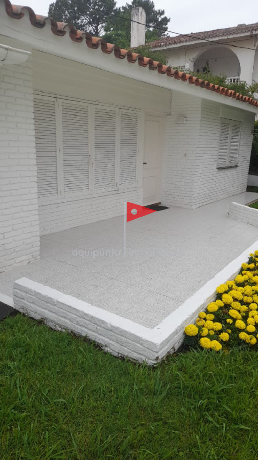 Casa ID.377 - Casa en venta  4 dormitorios playa mansa Pde 