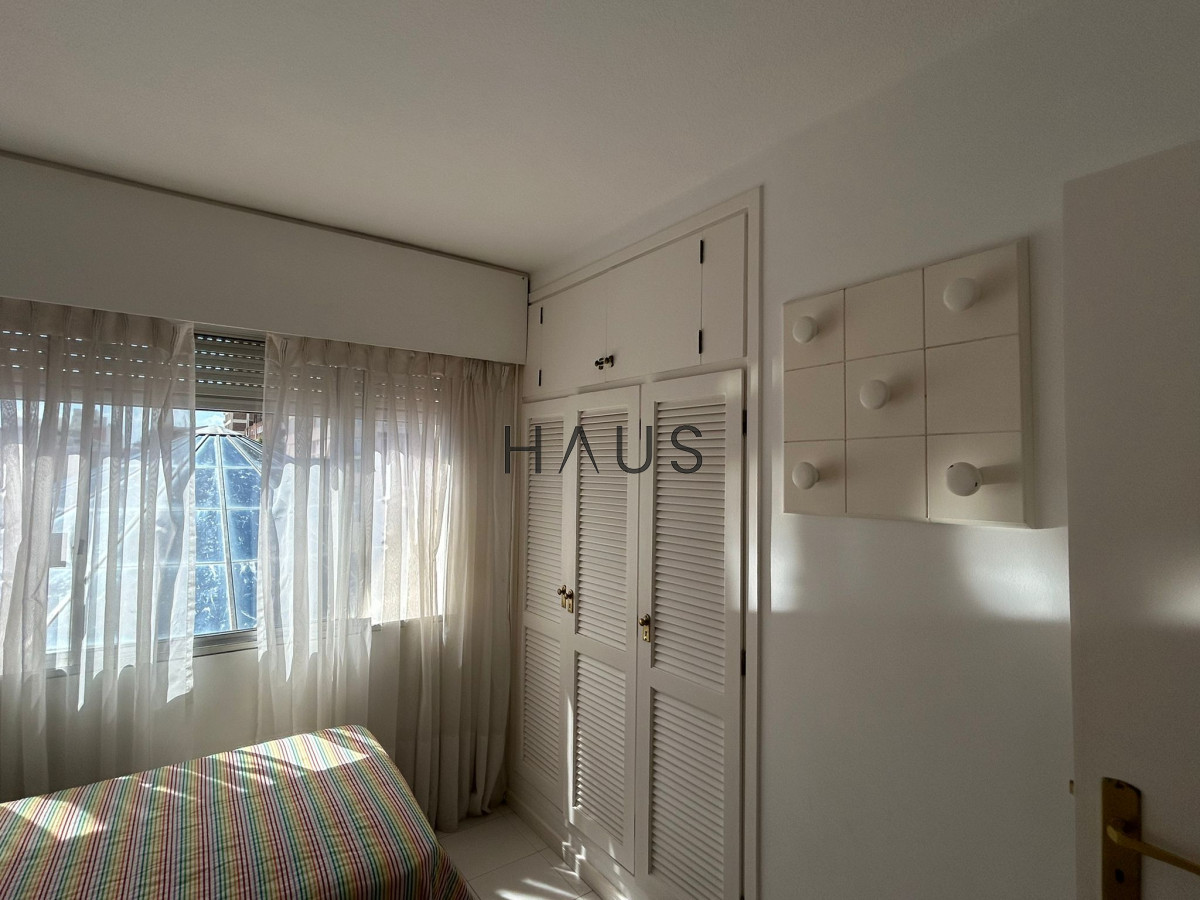 Apartamento ID.123 - Cómodo apartamento en venta. Península - Punta del Este