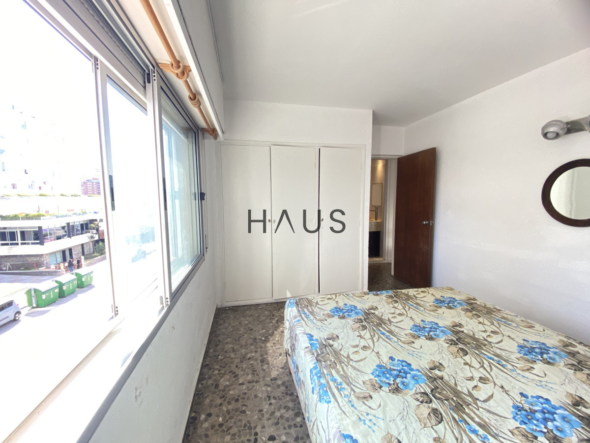 Apartamento ID.35 - Apartamento de 2 dormitorios en venta, Punta del Este