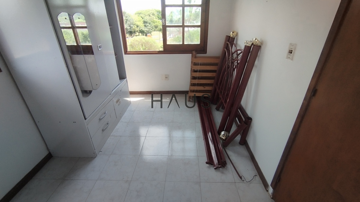 Casa ID.28 - Casa de 2 dormitorios, 2 baños balneario Buenos Aires. 