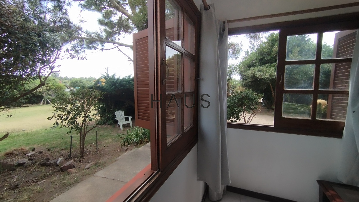 Casa ID.28 - Casa de 2 dormitorios, 2 baños balneario Buenos Aires. 