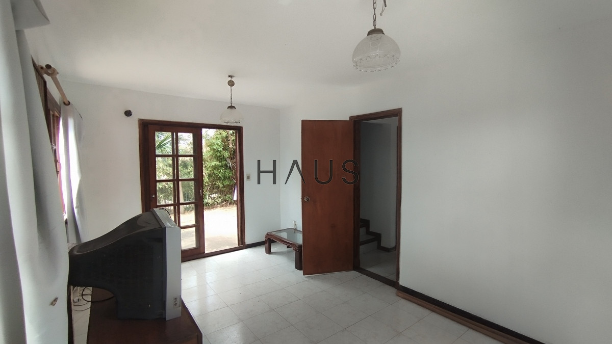 Casa ID.28 - Casa de 2 dormitorios, 2 baños balneario Buenos Aires. 