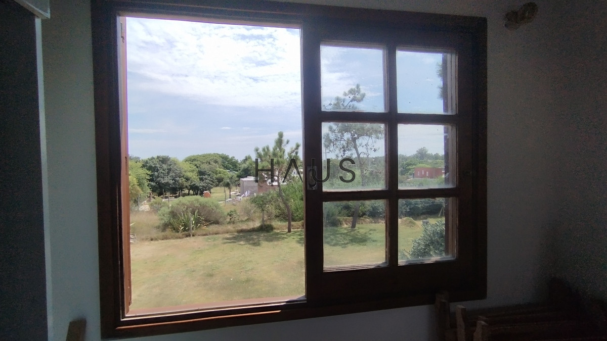 Casa ID.28 - Casa de 2 dormitorios, 2 baños balneario Buenos Aires. 