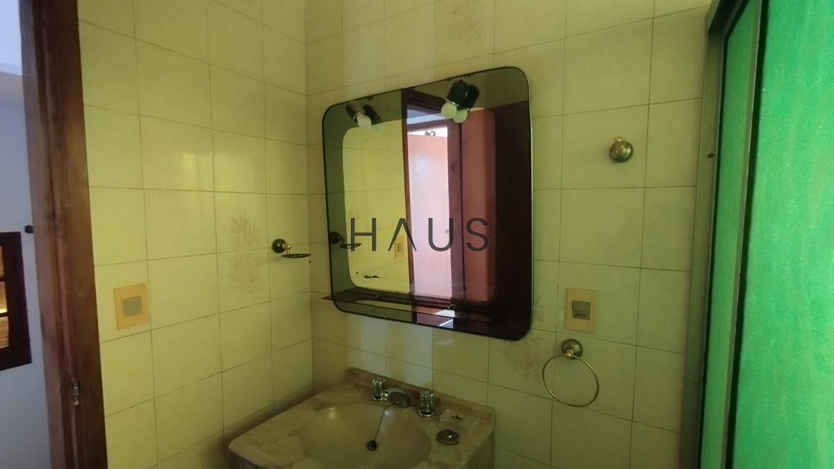 Casa ID.28 - Casa de 2 dormitorios, 2 baños balneario Buenos Aires. 