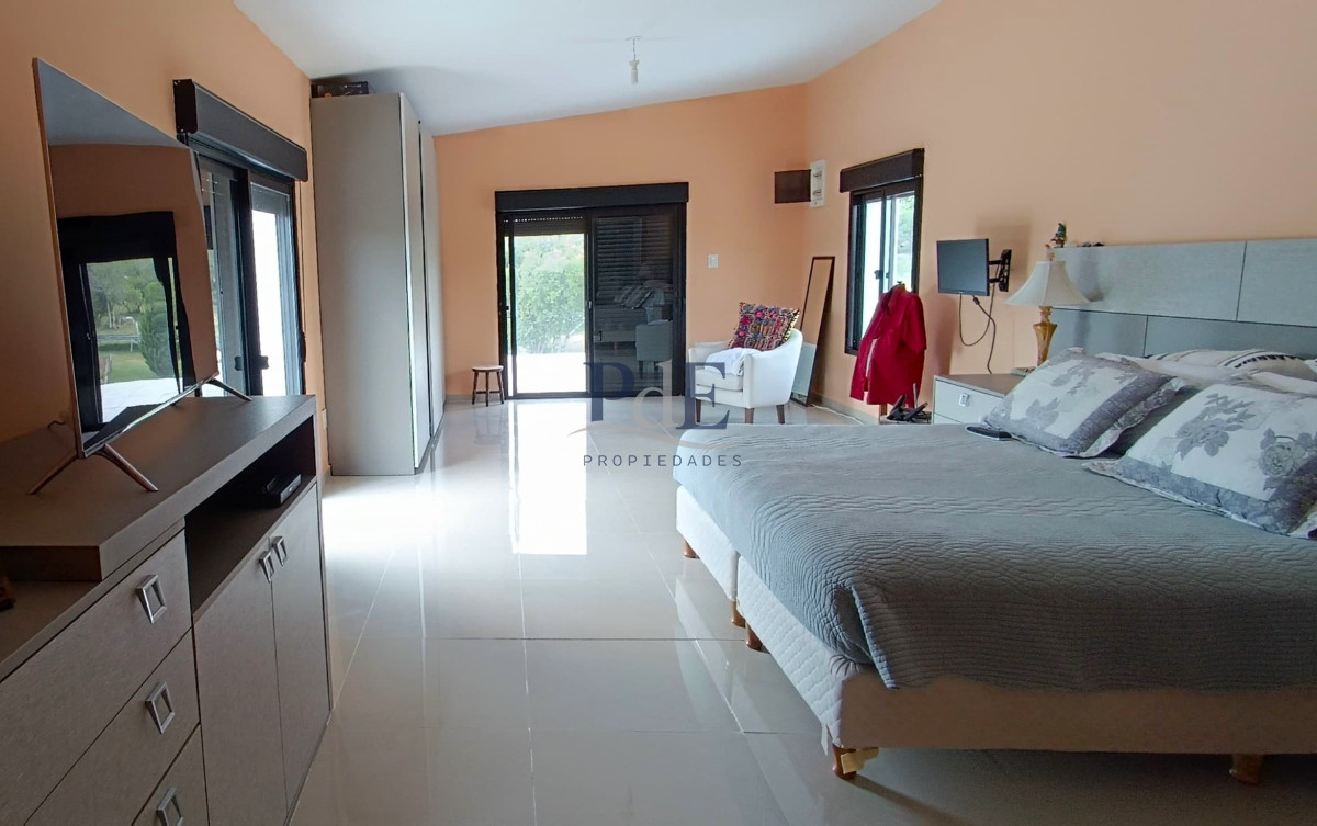 Campo en venta, a los pies del Cerro Catedral, Aigua. - Imagen 47