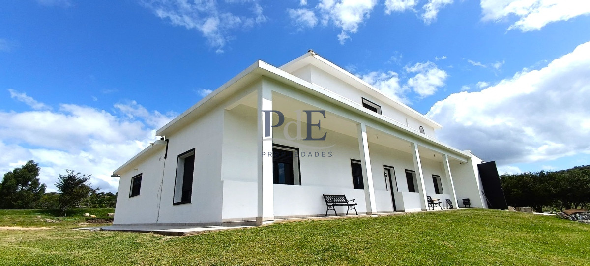 Campo en venta, a los pies del Cerro Catedral, Aigua. - Imagen 10