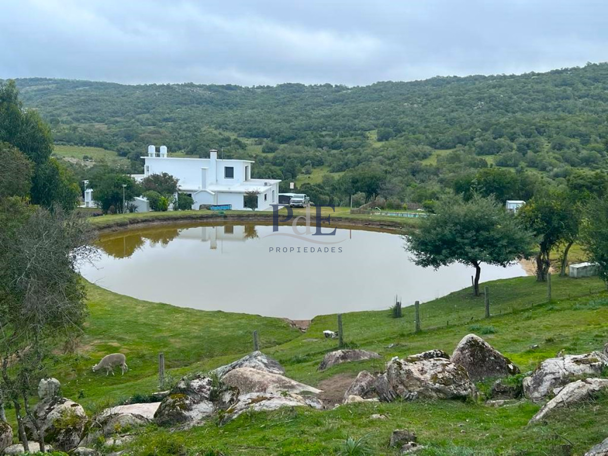 Campo en venta, a los pies del Cerro Catedral, Aigua.