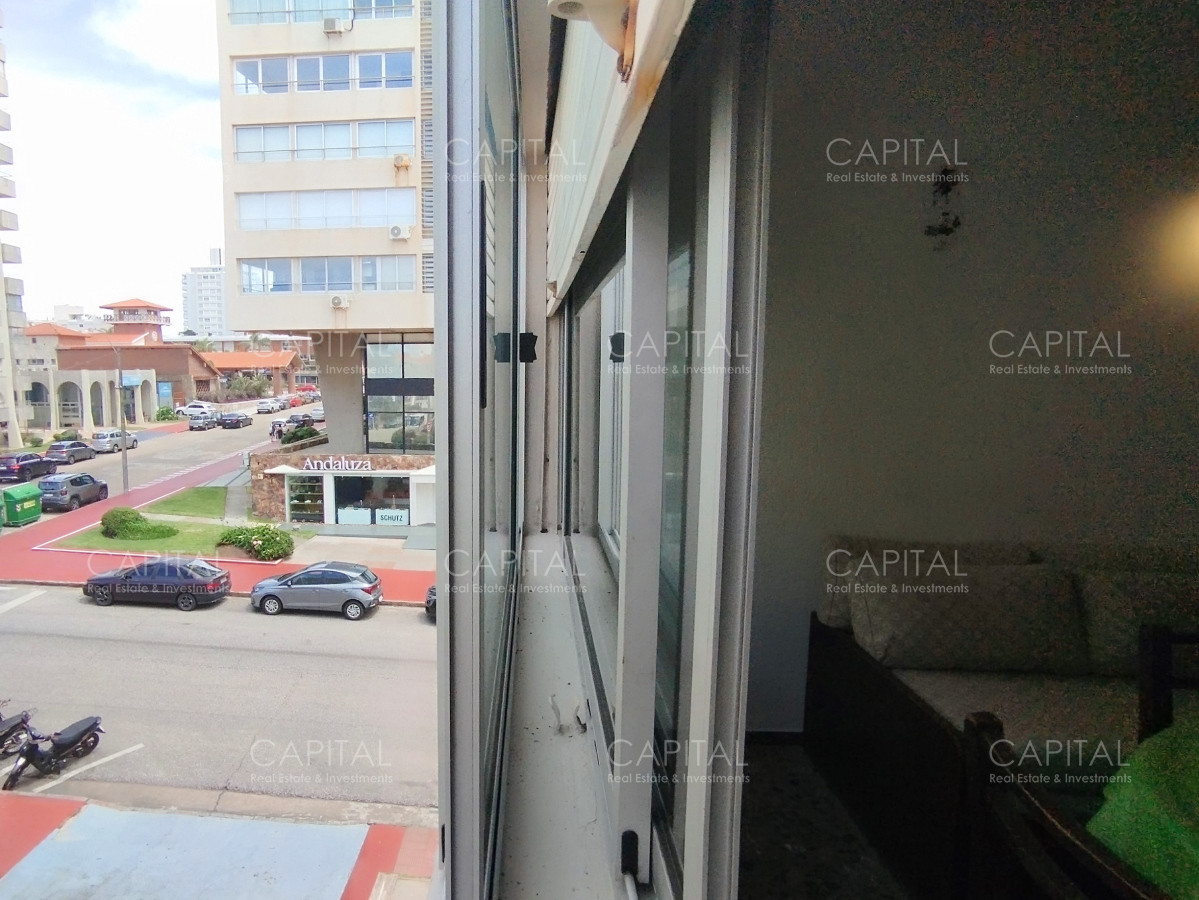 Apartamento ID.37312 - Apartamento de 2 dormitorios en venta, Punta del Este