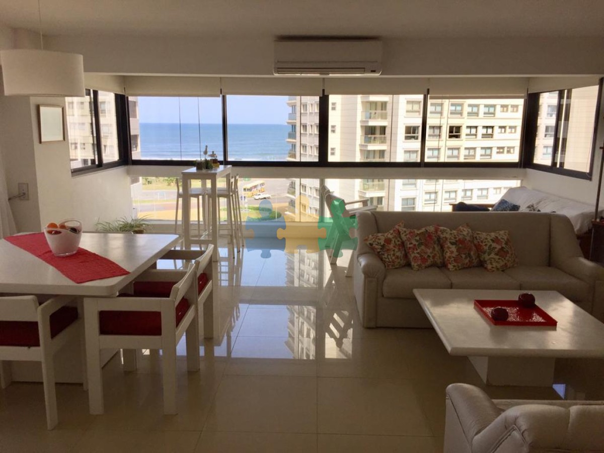 Apartamento en venta de 3 dormitorios vista al mar  - Ref : EQP1782