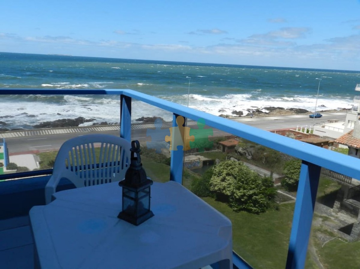 Apartamento en Punta del Este con vista al mar - Ref : EQP1216