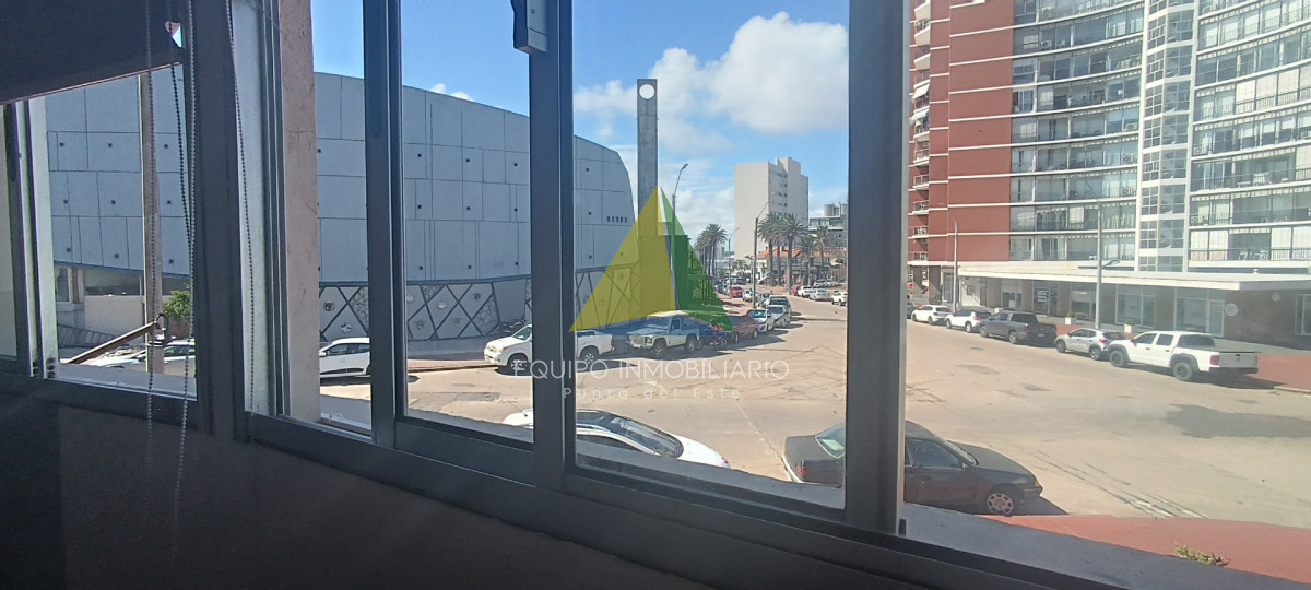 Disponible en venta - Península, Punta del Este - Ref : EQP7986 - EQU7986A